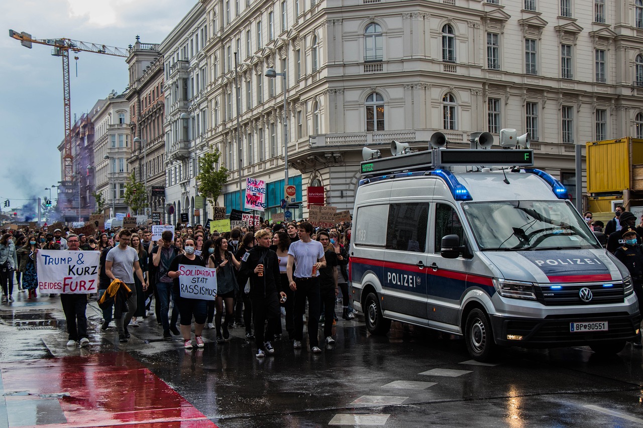 demonstration, show me, climate protection, strike, protest, crowd, democracy, protests, people, freedom of expression, black live matter